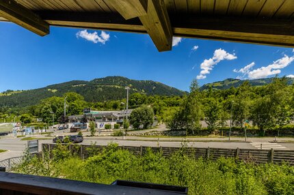 b09a1753-df82-4e00-a2df-79b3717f8431.jpg